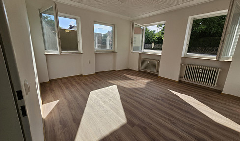 Charming 1-room apartment in a central location with a light-flooded living area