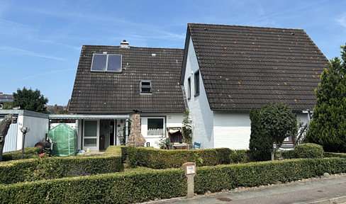 Haus mit 3 Ferienwohnungen und 1000m2 Grundstück - Courtagefrei