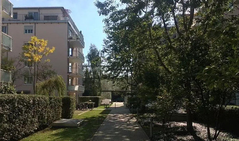 Spacious dream apartment in Munich Bogenhausen-Oberföhring