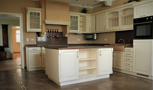 Top renovated detached house in Lindewerra - 214 m², insulated, new heat pump