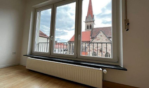 2-Zimmer-Wohnung / Balkon in zentraler Lage