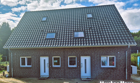 NEW BUILD! Modern semi-detached house in a beautiful, quiet location!