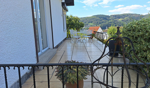 Einzigartiges Domizil mit unverbaubarem Blick auf die Stadt