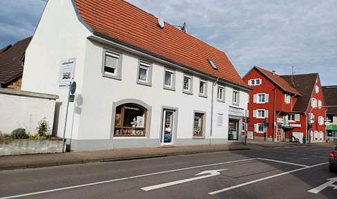 Attractive commercial unit for rent on the main street, Teningen Köndringen