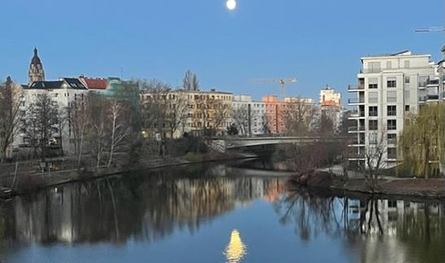 Modern, bright apartment/studio with Spree view in Charlottenburg