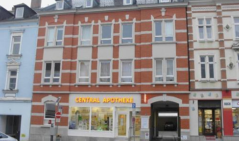 Residential and commercial building in prime location in the center of Hof- Provisionfrei