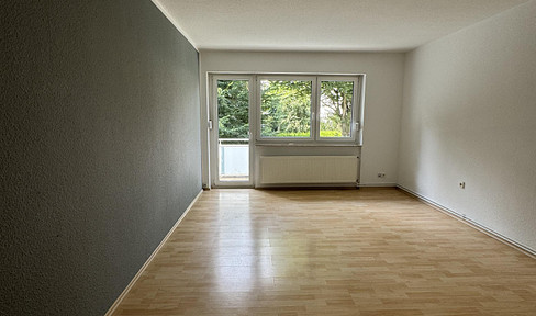 Helle 2 Zimmer Wohnung mit Balkon