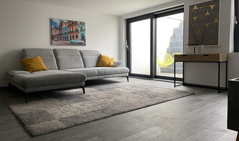 schöne 3 Zi- Souterrainwohnung - mit EBK + Terrasse + möbiliert - Ideal für Paare + Studenten WGs