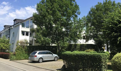 Seenahe, helle 3 Zimmer Maisonette Wohnung