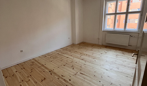 from private owner and ready to move in: renovated 2-room apartment near Innsbrucker Platz