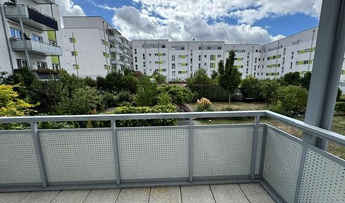 3-Zimmer-Wohnung mit vollausgestatter Einbauküche und schönem Südbalkon zu vermieten!