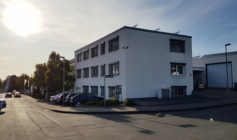 Bürofläche in Stuttgart Sommerrain zu vermieten - 4 Räume mit insg. 122m²