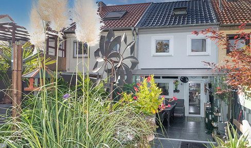 Energetically renovated terraced house in a central location in Göttingen !!!