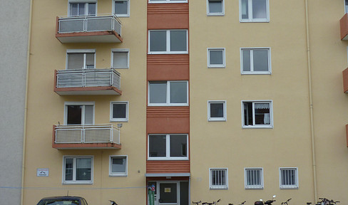 Helle 2,5-ZKB Wohnung mit Balkon, PROVISIONSFREI