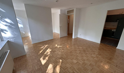 Attraktive und bezugsfreie 1,5-Zimmer-Wohnung mit Balkon in Berlin-Grünau