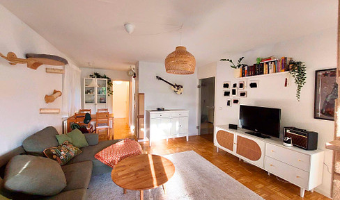 Commission-free charming 2.5-room apartment in a preferred location in Tübingen with garage