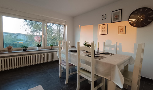 Modern 1-room apartment in a quiet location in Düsseldorf-Rath - 30 m², freshly renovated & furnished