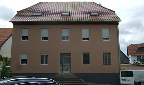 Großzügige Erdgeschoß Wohnung