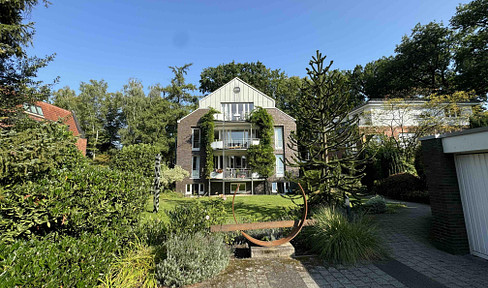 modernes Penthouse mit Blick ins Grüne