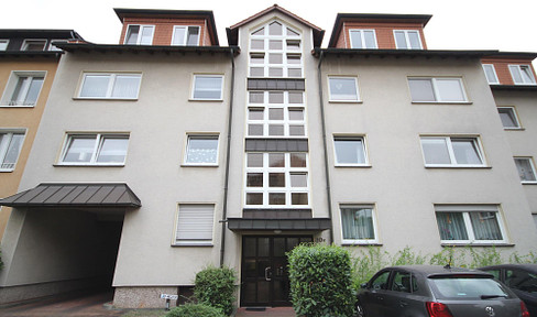 3.5 room Altenbochum, 2 bathrooms, balcony, parquet flooring, quiet central location, open-plan living/dining area