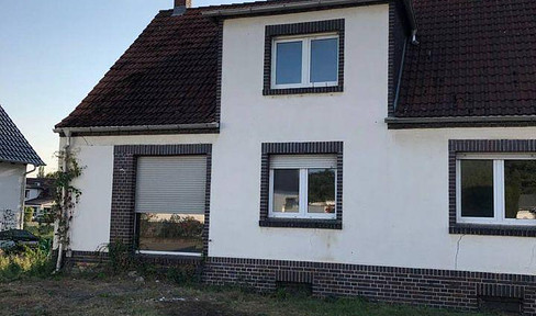 Sanierungsbedürftiges Haus für Handwerker