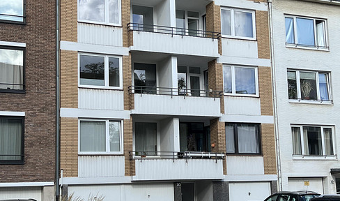 Zweitbezug nach Sanierung, 2-Zi-Wohnung in D-Zoo, neues Bad, 2 Balkone