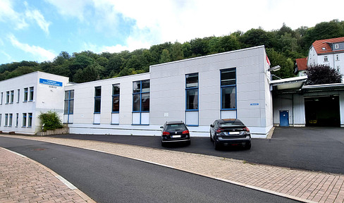 Commission-free industrial and logistics location in Ruhla - production hall with office and social wing