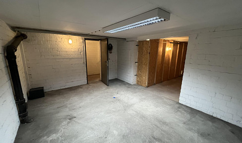 Spacious storage room/cellar in central location 100m²