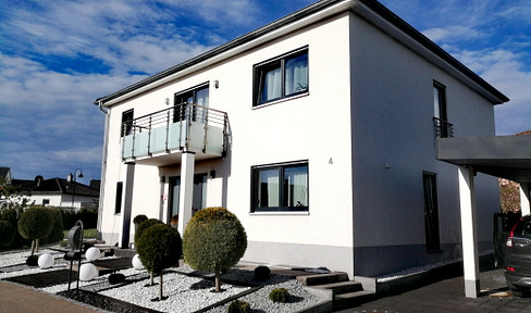 Modern living with style & comfort: urban villa with sauna & garden