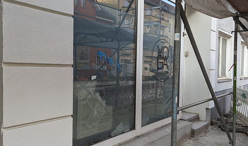 Retail space with large shop window, Edisonsstr. 58