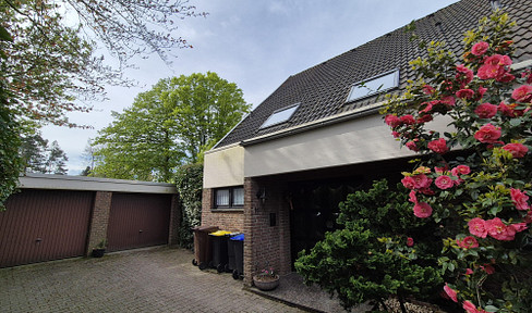 Modernized semi-detached house in an exclusive location