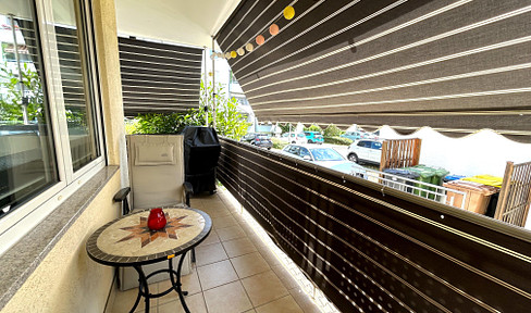 Bright 3-room apartment with balcony, parquet flooring and renovated bathroom