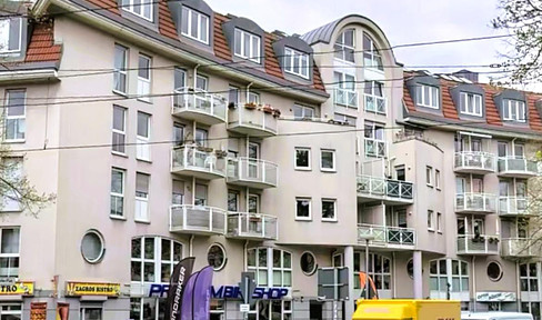 Kapitalanlage: Vermietete 2-Zimmer-Wohnung in Bestlage mit Duplex-Stellplatz