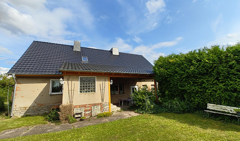 Wohnen auf dem Land mit großem Garten und hervorragender Anbindung