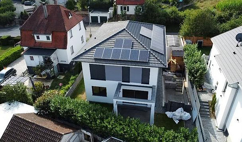 Moderne Stadtvilla mit luxuriöser Ausstattung mit höchster Energieeffizienz, EBK, Schwimmbad