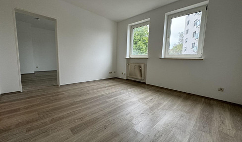 +++ Bright 2-room apartment with balcony in Munich-Giesing - Available until the end of July 2025+++