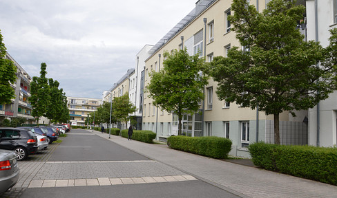 Quiet and central living in second row in Mainz Gonsenheim