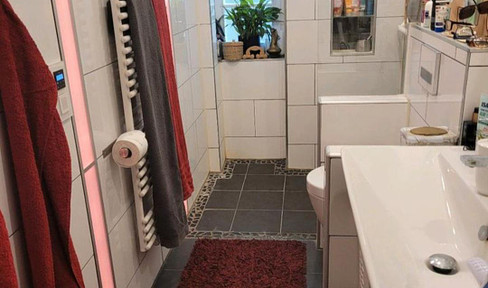 Well maintained! Move in yourself or rent out near Tegel S-Bahn station