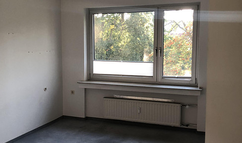 Ruhige und grüne 3-Zimmer-Wgh, Balkon + Badewanne