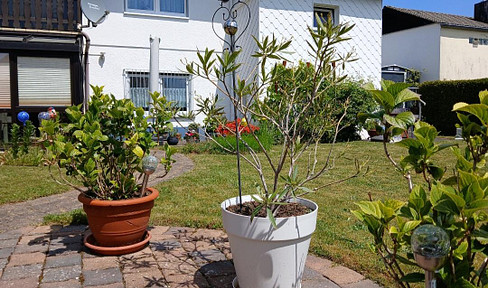 Beautiful living can be so easy - Spacious, charming bungalow with basement