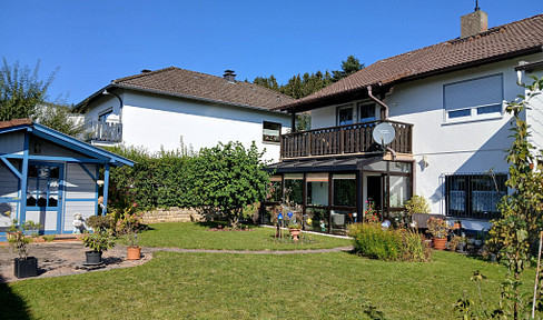 Schön wohnen kann soo einfach sein - Großzügiger, charmanter  Bungalow mit Untergeschoß