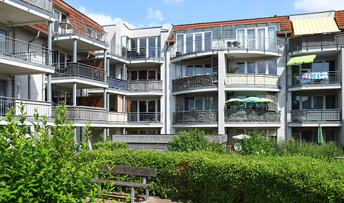 Top sanierte 3 Zimmer Wohnung am Wasser