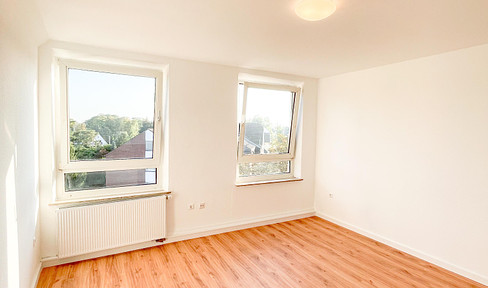 Dinslaken town center pedestrian zone 2.5 room apartment