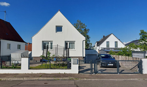 Beautiful detached house with large garden in a top location in Baar-Ebenhausen