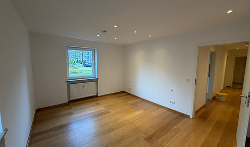 ***121m² Gesamtfläche, bezugsfertige, topsanierte Wohnung im beliebten Sendling am Westpark***
