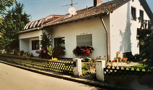 Traumhaftes Haus mit viel Potenzial in absolut ruhiger Lage