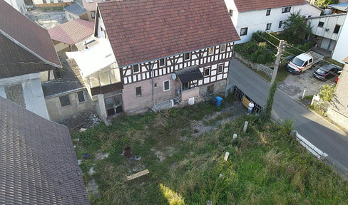 Historic farmhouse not far from Meiningen Free of commission from the owner