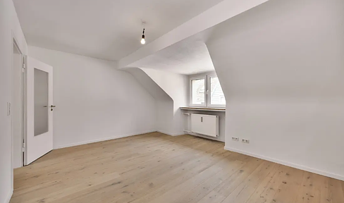 Modern 2-room attic apartment in Essen-Rüttenscheid / suitable for shared flat