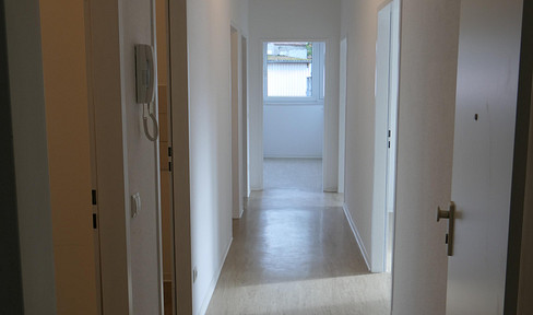 Bright 3 room city center apartment in newly renovated townhouse