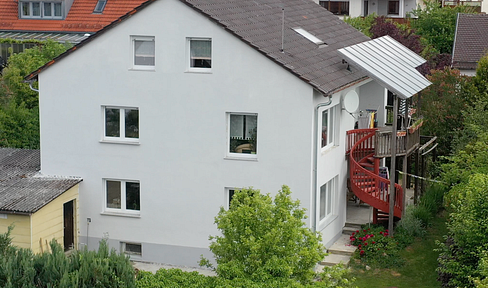 Thermally insulated, partially modernized, three-storey apartment building